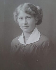 Asta Kathrine Olsen 1900